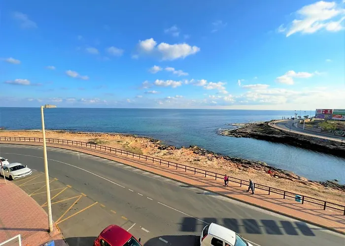 Lägenhet Marina Sunbeach Sea View